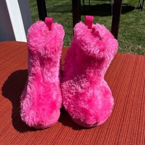 Fluffy Pink Baby Boots NWOT
